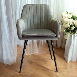 Sillón Moderno Patrón Rayas (Conjunto de 2 Sillones) Sillón Moderno Patrón Rayas Tapizado y Acolchado con respaldo curvado patrón rayas, cómodo y de tejido terciopelo velvet suave de tacto agradable y máxima comodidad. Esta pintada y acabada en color Negro y Tapizada en tela velvet suave Gris